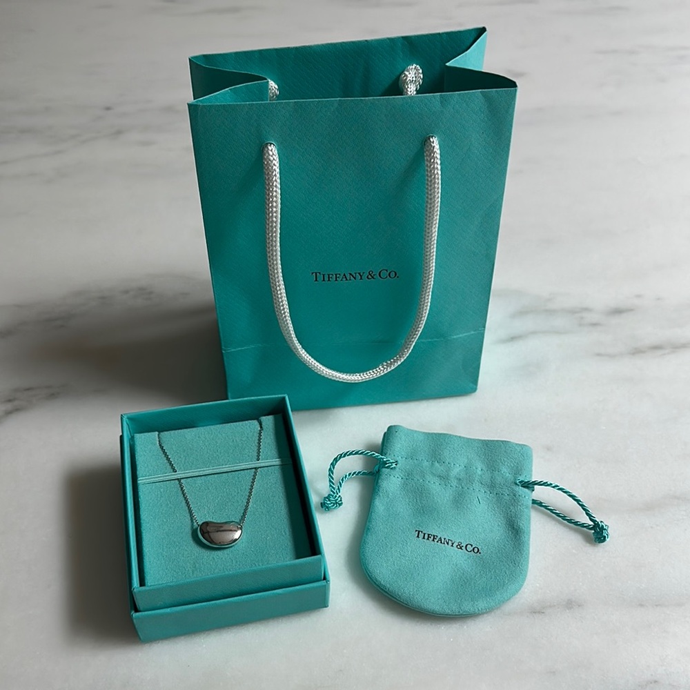 Tiffany & Co. Elsa Peretti Bean Pendant Necklace 18mm, 16"